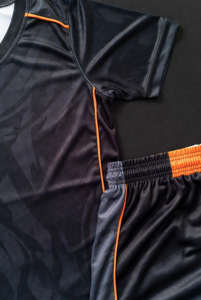 Modern Navy/Orange Kit Detail
